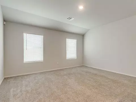 2016 Dillards Dr, Chickasha, OK 73018 photo 4
