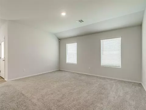 2016 Dillards Dr, Chickasha, OK 73018 photo 3