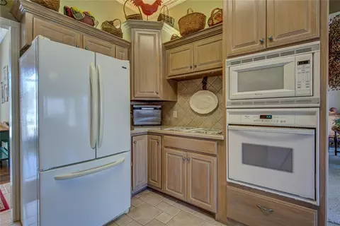 Undisclosed, Edmond, OK 73013 photo 15
