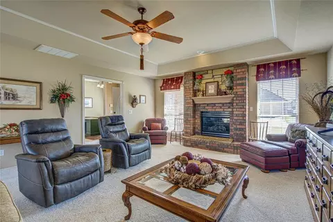 Undisclosed, Edmond, OK 73013 photo 9