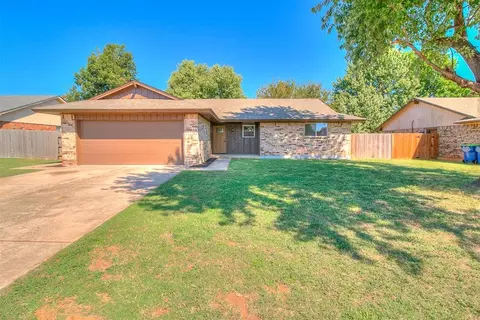 508 SW 24th St, El Reno, OK 73036