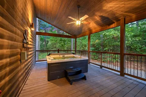 Exterior - 111 Xtreme Ln, Broken Bow, OK 74728 photo 8 of 11