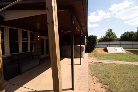 Other - 3805 N Park Ln, Altus, OK 73521 photo 4 of 7