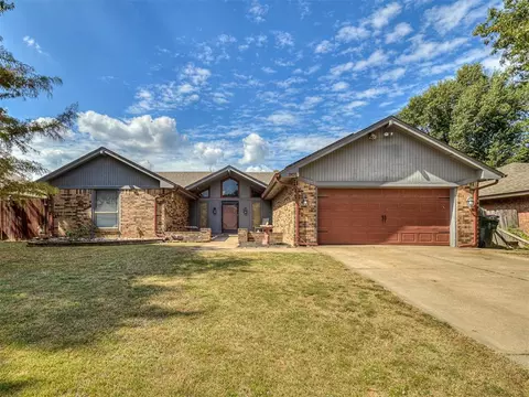2825 Woodcreek Rd, Oklahoma City, OK 73110