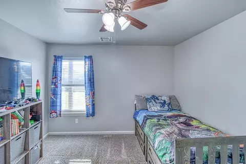 Bedroom - 1616 Pendleton Pl, Moore, OK 73160 photo 4 of 6
