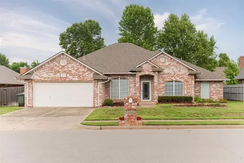 2713 Jills Trl, Edmond, OK 73012