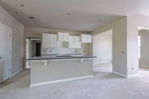 Living - 1405 Coffey Dr, Perry, OK 73077 photo 1 of 3