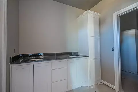Bath - 1405 Coffey Dr, Perry, OK 73077 photo 1 of 1
