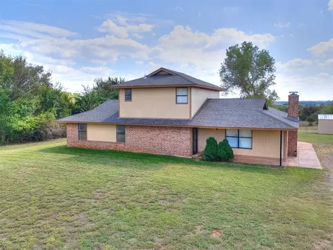 2325 County Road 1268 Rd, Blanchard, OK 73010