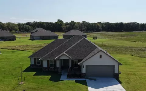 213 Hope Ave, Shawnee, OK 74804