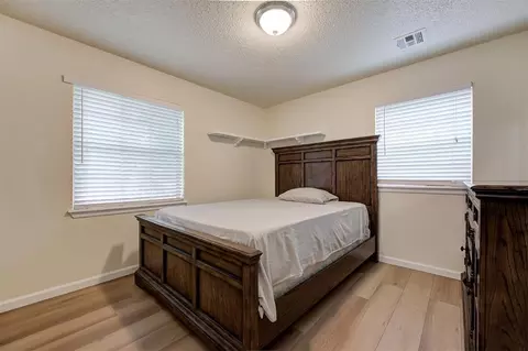 Bedroom - 3725 N Grant Ave, Bethany, OK 73008 photo 4 of 6