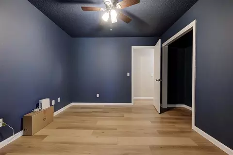Bedroom - 3725 N Grant Ave, Bethany, OK 73008 photo 6 of 6