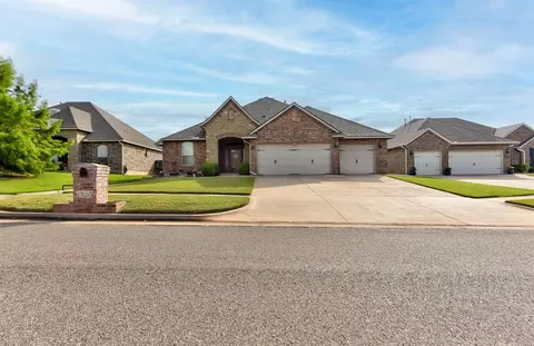 Exterior - 1336 Brice Dr, Moore, OK 73160 photo 3 of 5
