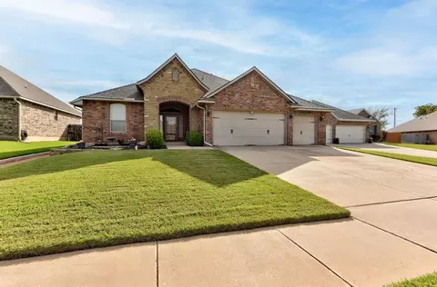 1336 Brice Dr, Moore, OK 73160