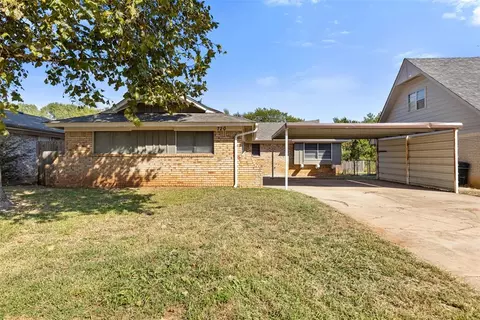 720 Del Haven Dr, Del City, OK 73115