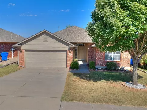 2417 Arbor Dr, Norman, OK 73071