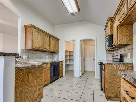 2417 Arbor Dr, Norman, OK 73071 photo 8