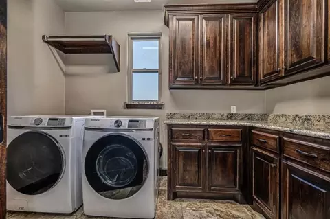 Other - 3205 Sycamore Dr, Moore, OK 73160 photo 5 of 10