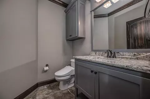Bath - 3205 Sycamore Dr, Moore, OK 73160 photo 1 of 6