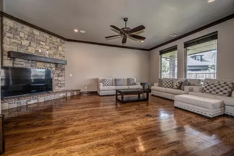 Living - 3205 Sycamore Dr, Moore, OK 73160 photo 1 of 3