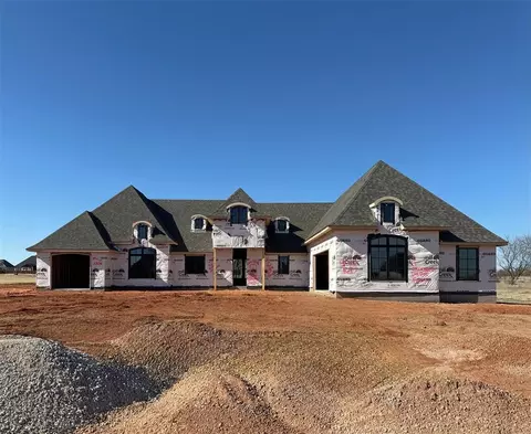 905 Lucas Cir, Newcastle, OK 73065