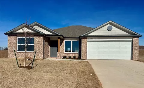 21081 River Mist Dr, Harrah, OK 73045