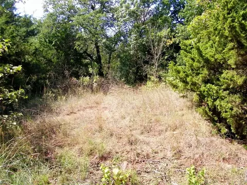 11651 Troutt Dr, Guthrie, OK 73044