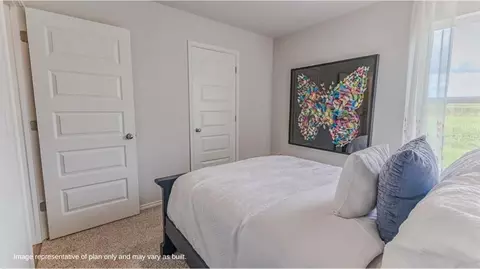 Bedroom - 21086 River Mist Dr, Harrah, OK 73045 photo 1 of 4