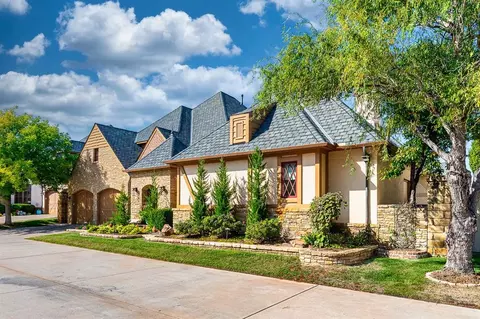 16317 Scotland Way, Edmond, OK 73013