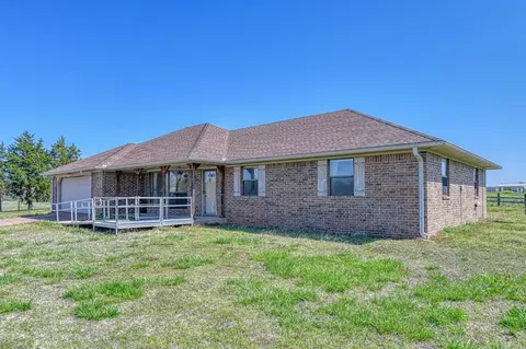 Exterior - 1895 E Maple Rd, Purcell, OK 73080 photo 3 of 8