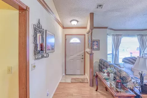 Entry Way - 1895 E Maple Rd, Purcell, OK 73080 photo 1 of 2