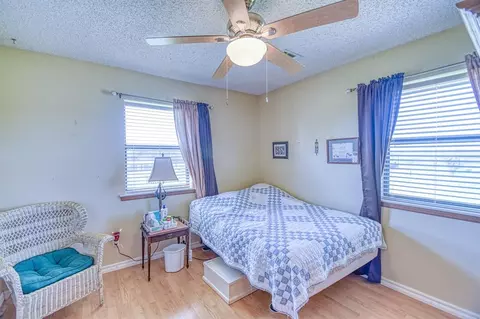Bedroom - 1895 E Maple Rd, Purcell, OK 73080 photo 4 of 5