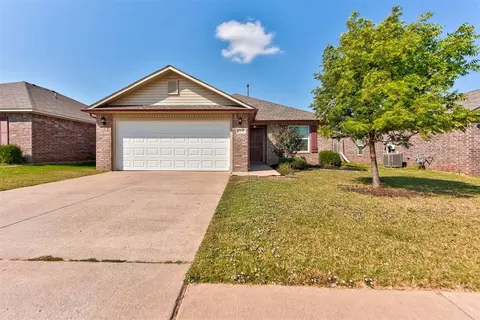 10249 Hidden Village Dr, Oklahoma City, OK 73120