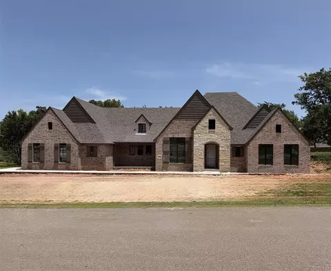 1112 Lucas Cir, Newcastle, OK 73065
