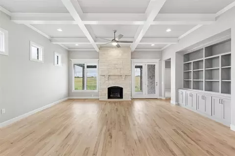 Living - 18140 Fields Dr, Edmond, OK 73012 photo 2 of 7