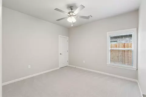 Bedroom - 18140 Fields Dr, Edmond, OK 73012 photo 4 of 10