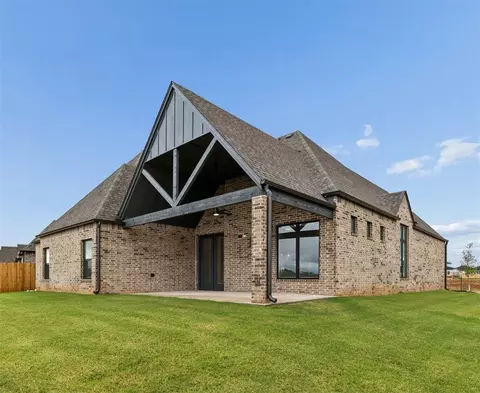 Exterior - 18140 Fields Dr, Edmond, OK 73012 photo 6 of 6