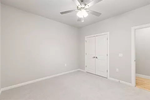 Bedroom - 18140 Fields Dr, Edmond, OK 73012 photo 7 of 10