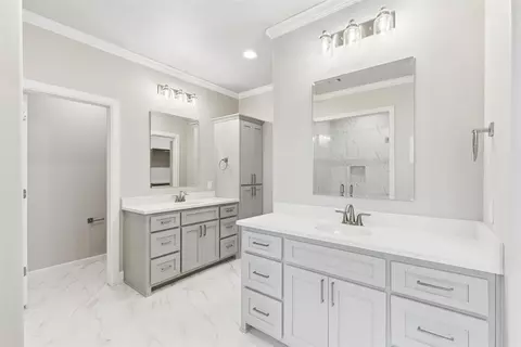Bath - 18140 Fields Dr, Edmond, OK 73012 photo 1 of 8