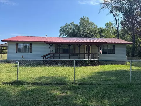 36106 E 1140 Rd, Weleetka, OK 74880