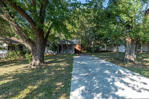 304 S Fourth St, Noble, OK 73068
