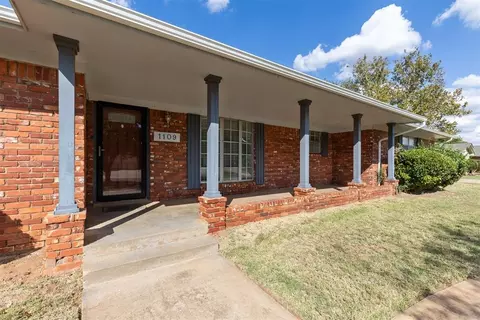 Exterior - 1109 N Ranch Rd, Altus, OK 73521 photo 4 of 9