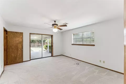 Bedroom - 1109 N Ranch Rd, Altus, OK 73521 photo 1 of 9