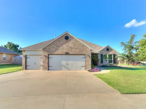 11209 NW 104th St, Yukon, OK 73099
