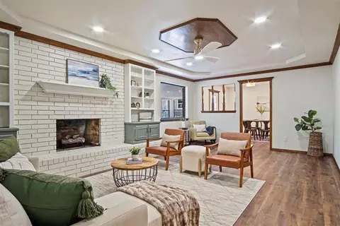 Living - 415 Stonegate Dr, Guthrie, OK 73044 photo 1 of 5
