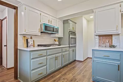Kitchen - 415 Stonegate Dr, Guthrie, OK 73044 photo 5 of 6