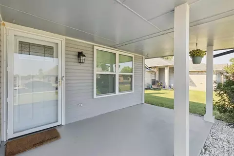 Exterior - 2012 Jackson Dr, Norman, OK 73071 photo 3 of 8