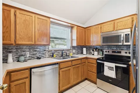Kitchen - 2012 Jackson Dr, Norman, OK 73071 photo 1 of 4