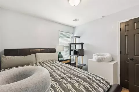 Bedroom - 2012 Jackson Dr, Norman, OK 73071 photo 6 of 6