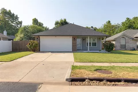 2012 Jackson Dr, Norman, OK 73071